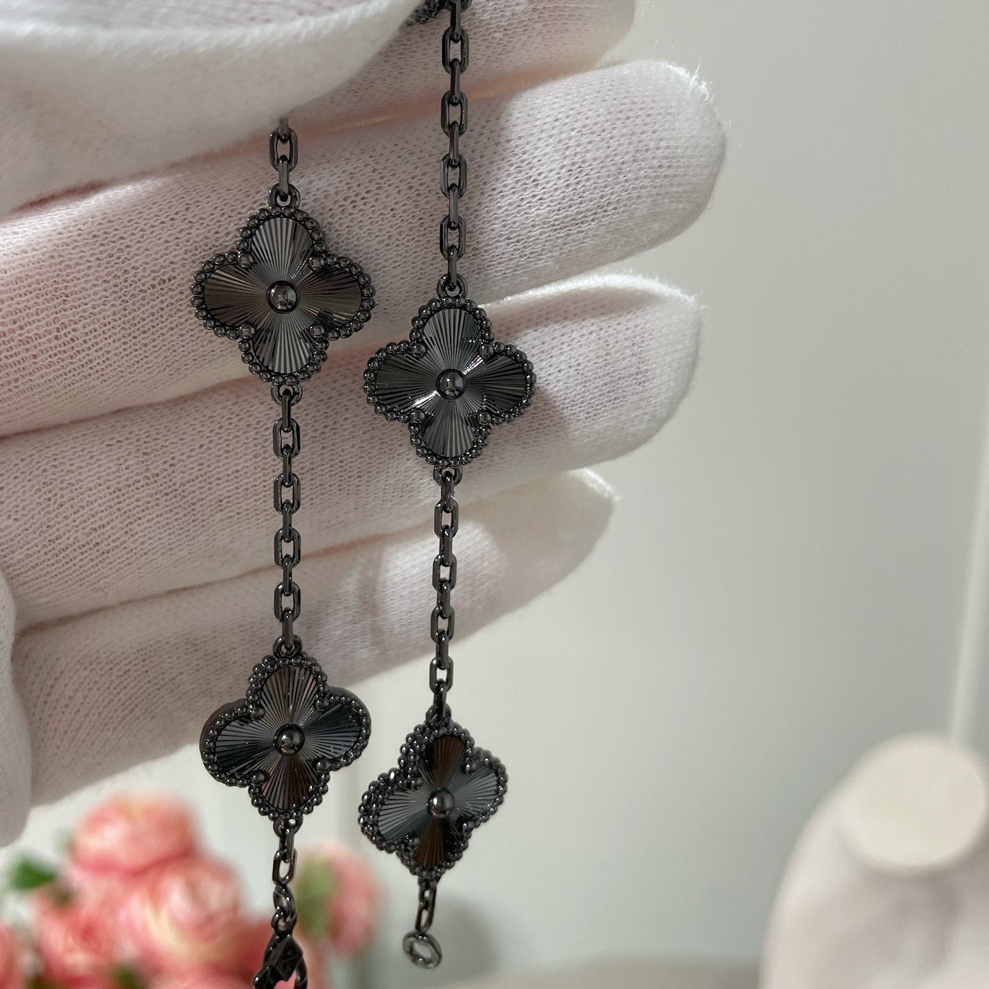 [✨Rose💎]BRACELET NOIR À 5 MOTIFS TRÈFLE 
