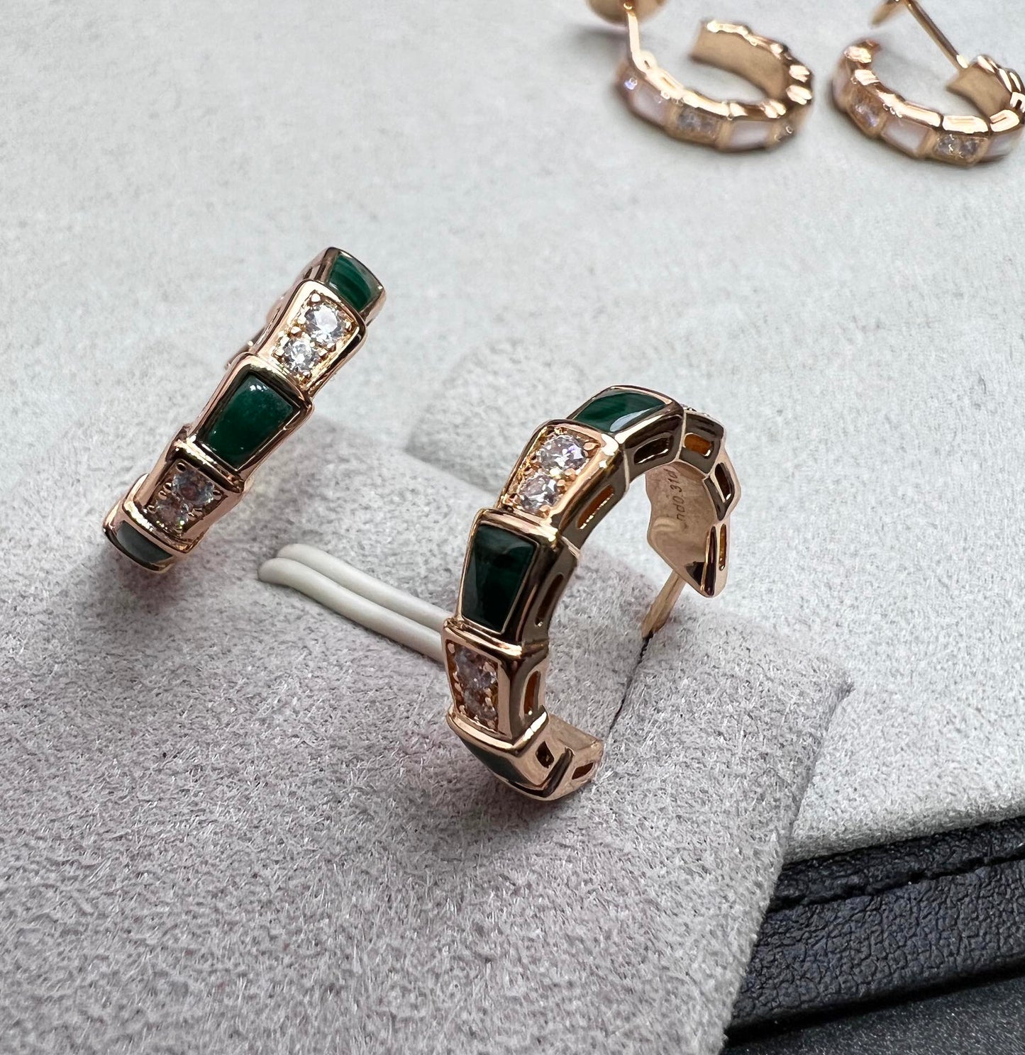 [✨Rose💎]BOUCLES D'OREILLES EN OR ROSE ET MALACHITE SERPENTI