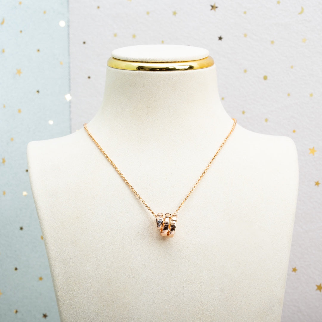 [✨Rose💎] COLLIER SERPENTI EN OR ROSE ET DIAMANT