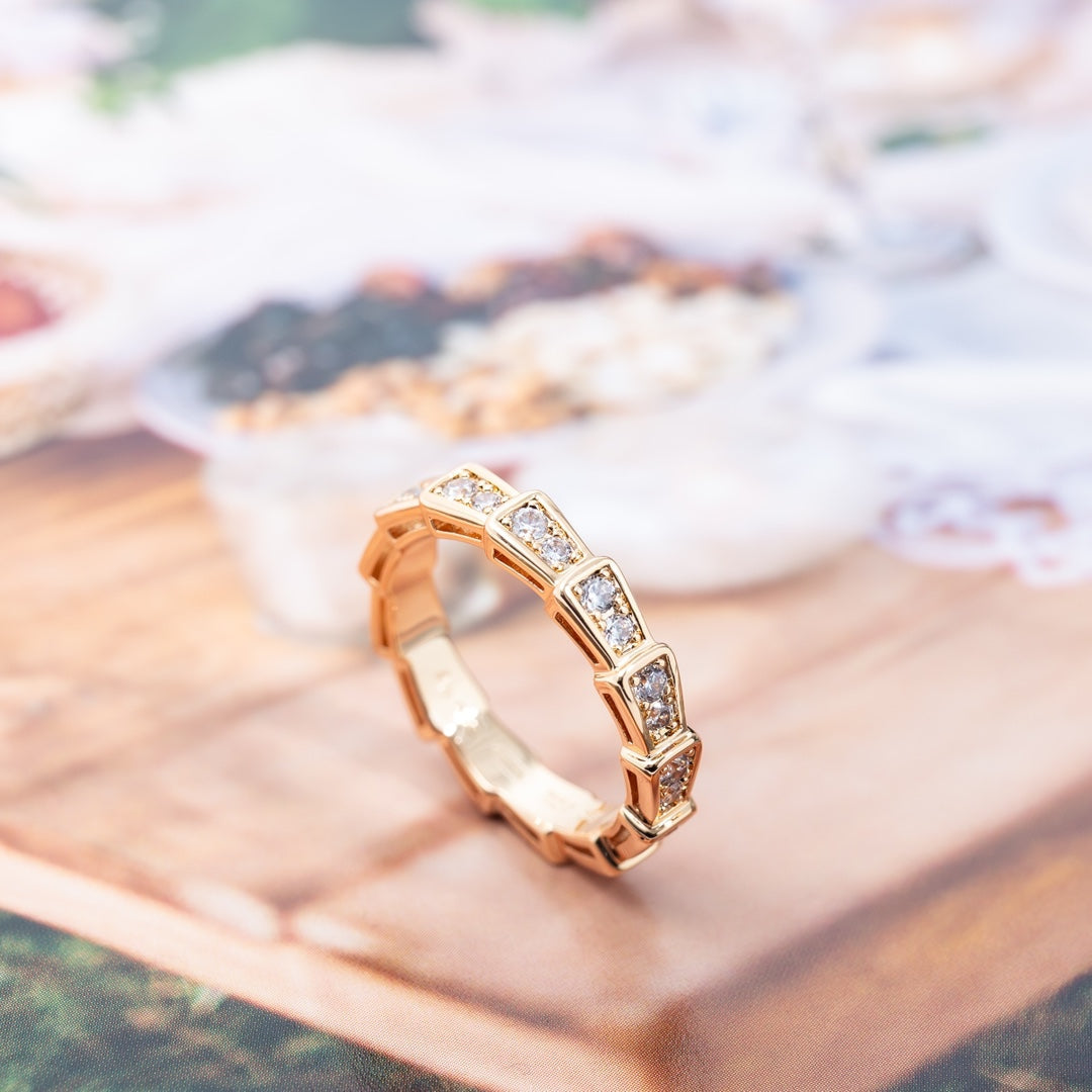 [✨Rose💎]BAGUE SERPENTI OR ROSE PAVÉE DIAMANTS 3MM