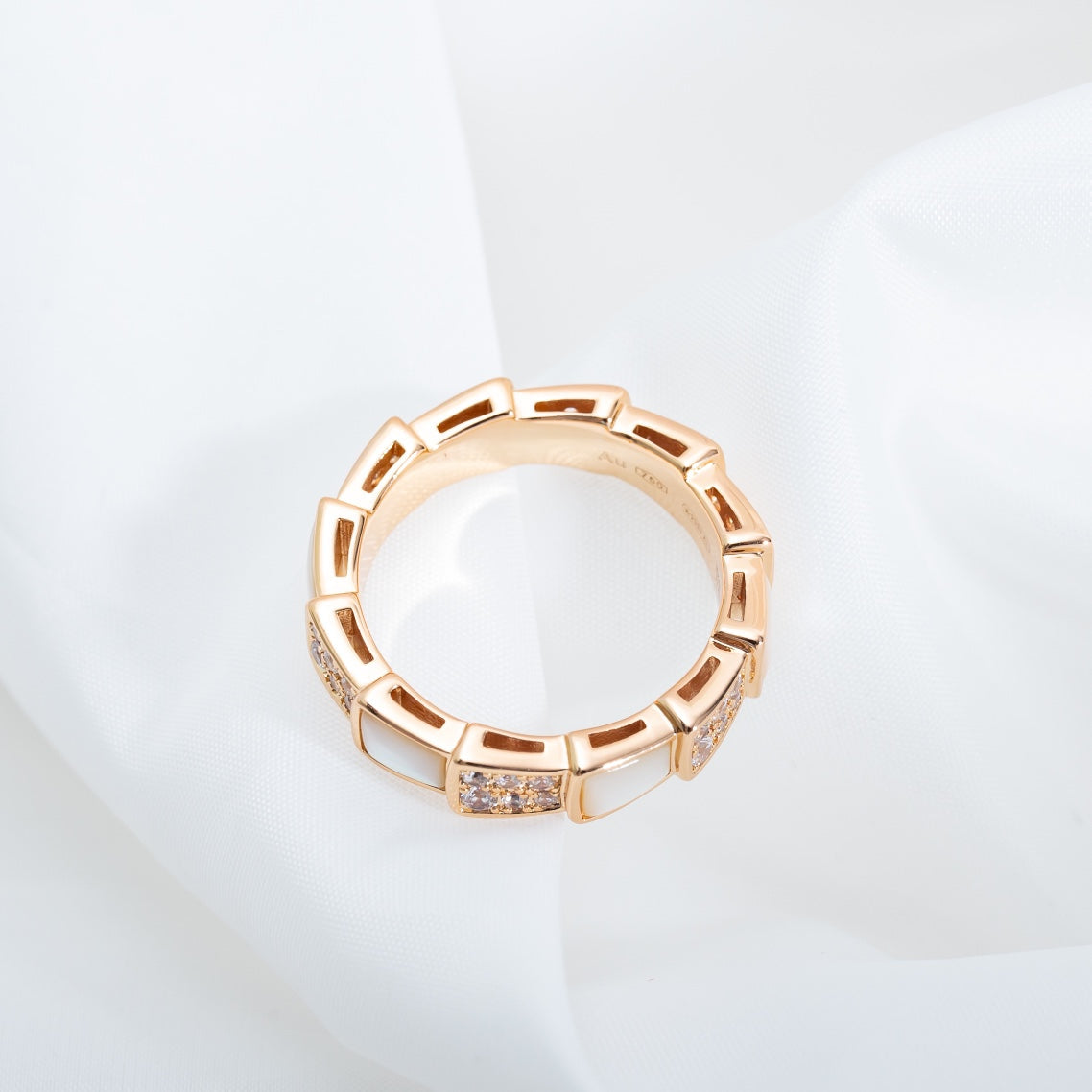 [✨Rose💎]BAGUE SERPENTI OR ROSE NACRE PAVÉE DIAMANTS 4MM