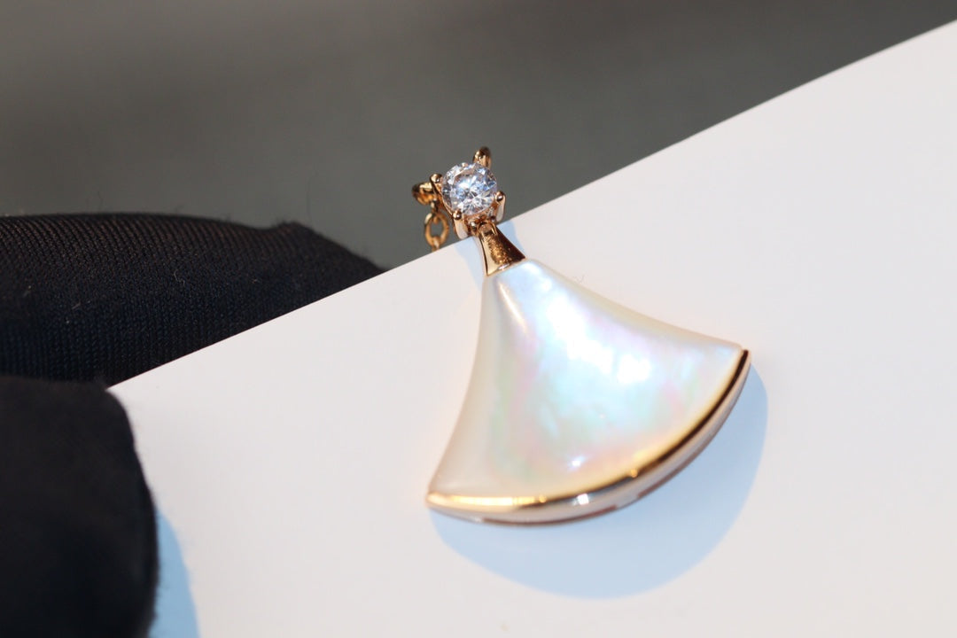 [✨Rose💎] COLLIER DREAM NACRE BLANCHE OR ROSE 1 DIAMANT