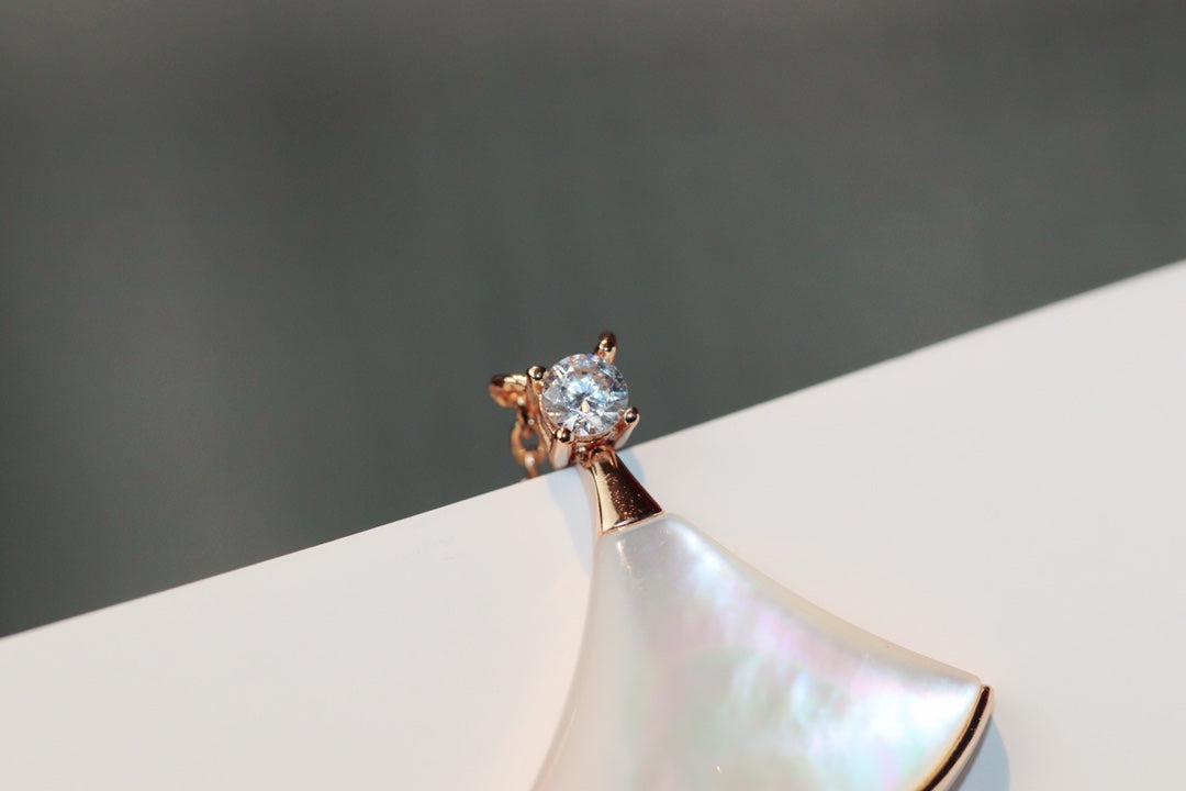 [✨Rose💎] COLLIER DREAM NACRE BLANCHE OR ROSE 1 DIAMANT
