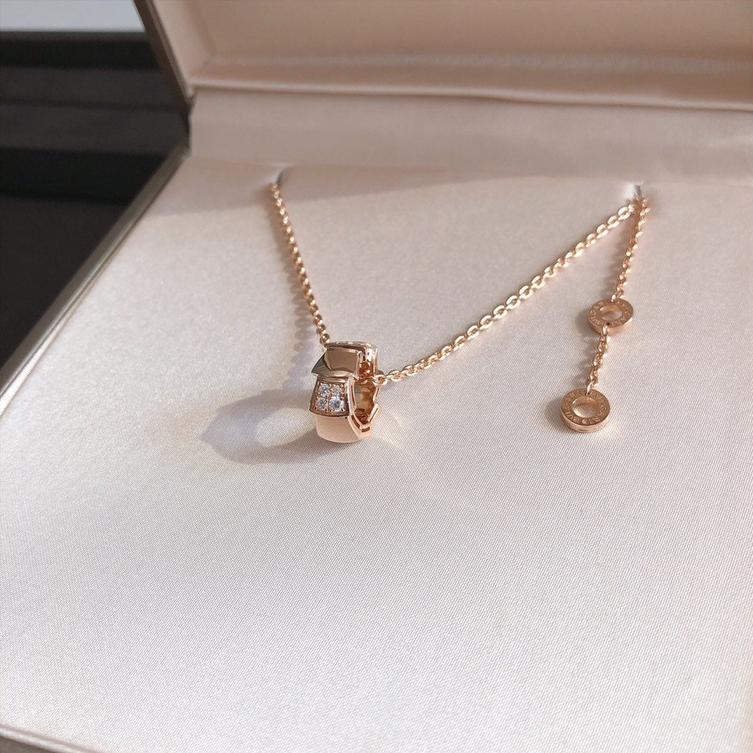 [✨Rose💎] COLLIER PENDENTIF SERPENTI EN OR ROSE ET DIAMANT