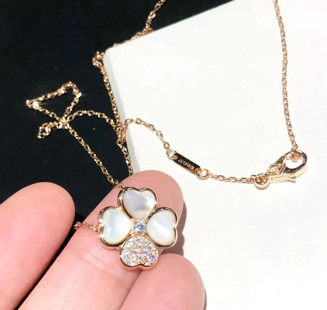 [✨Rose💎] COLLIER EN OR ROSE ET DIAMANTS CLOVER
