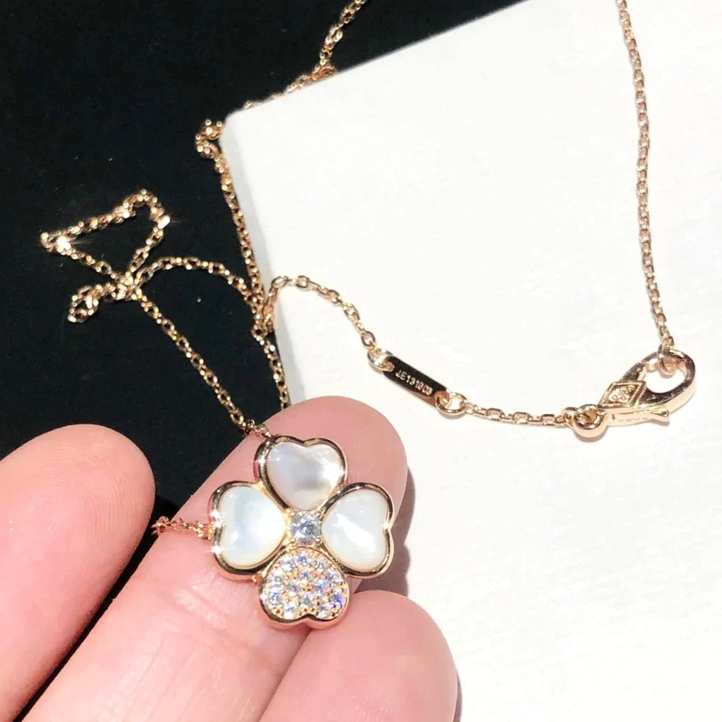 [✨Rose💎] COLLIER EN OR ROSE ET DIAMANTS CLOVER