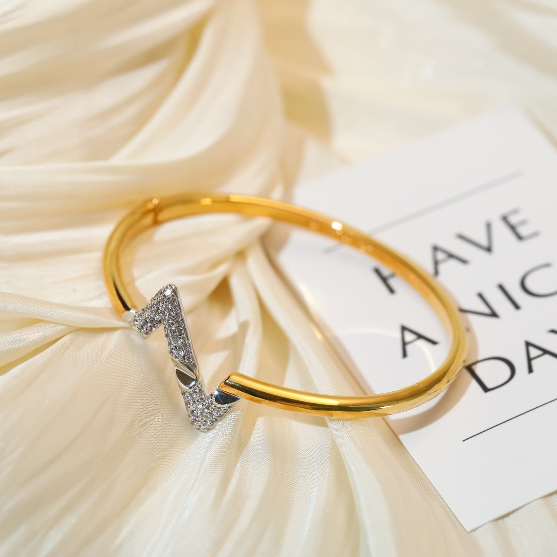 [✨Rose💎]BRACELET EN OR ET DIAMANTS VOLTE UPITE DOWN