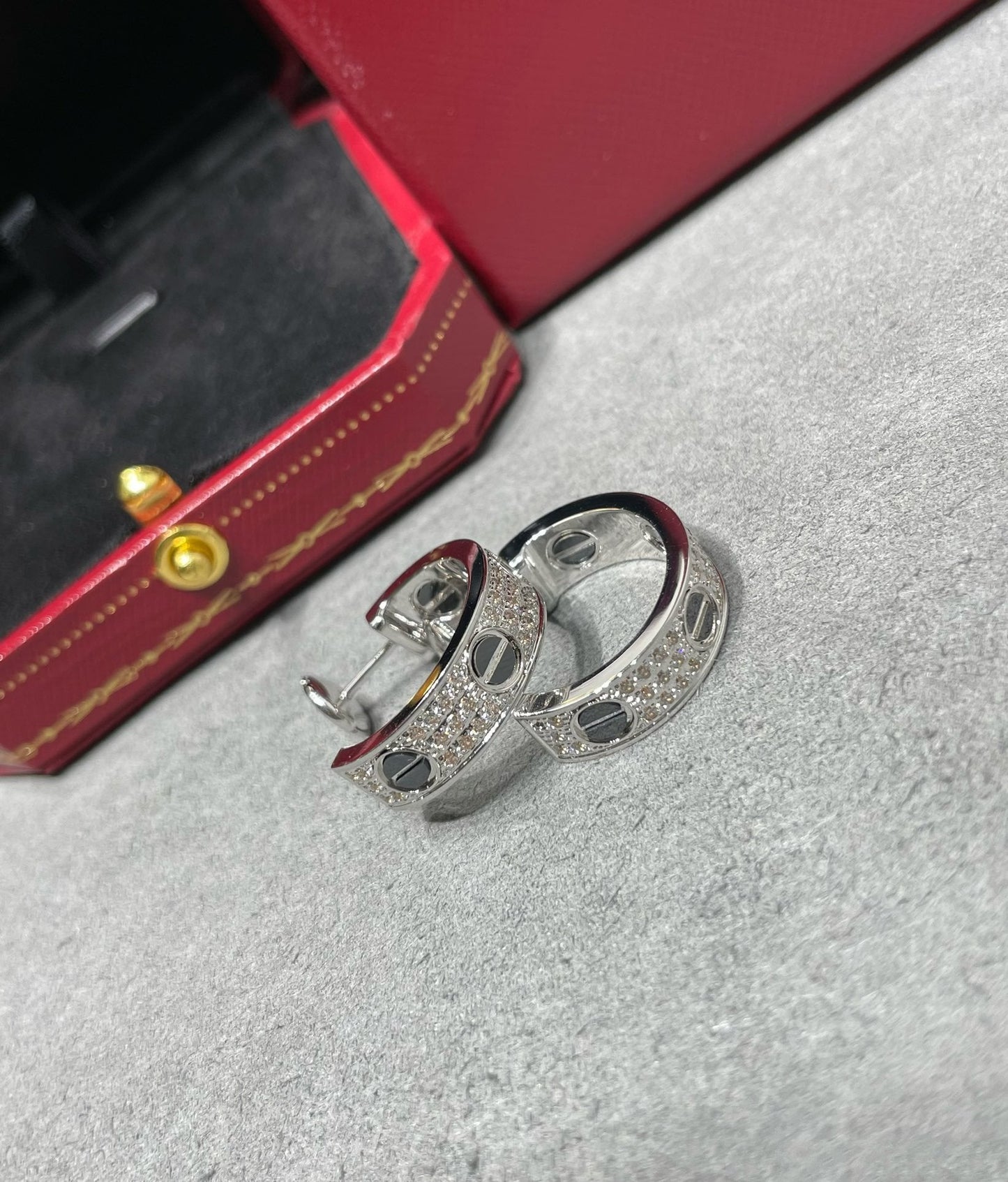 [✨Rose💎]Boucles d'oreilles Love en argent pavées de diamants en céramique