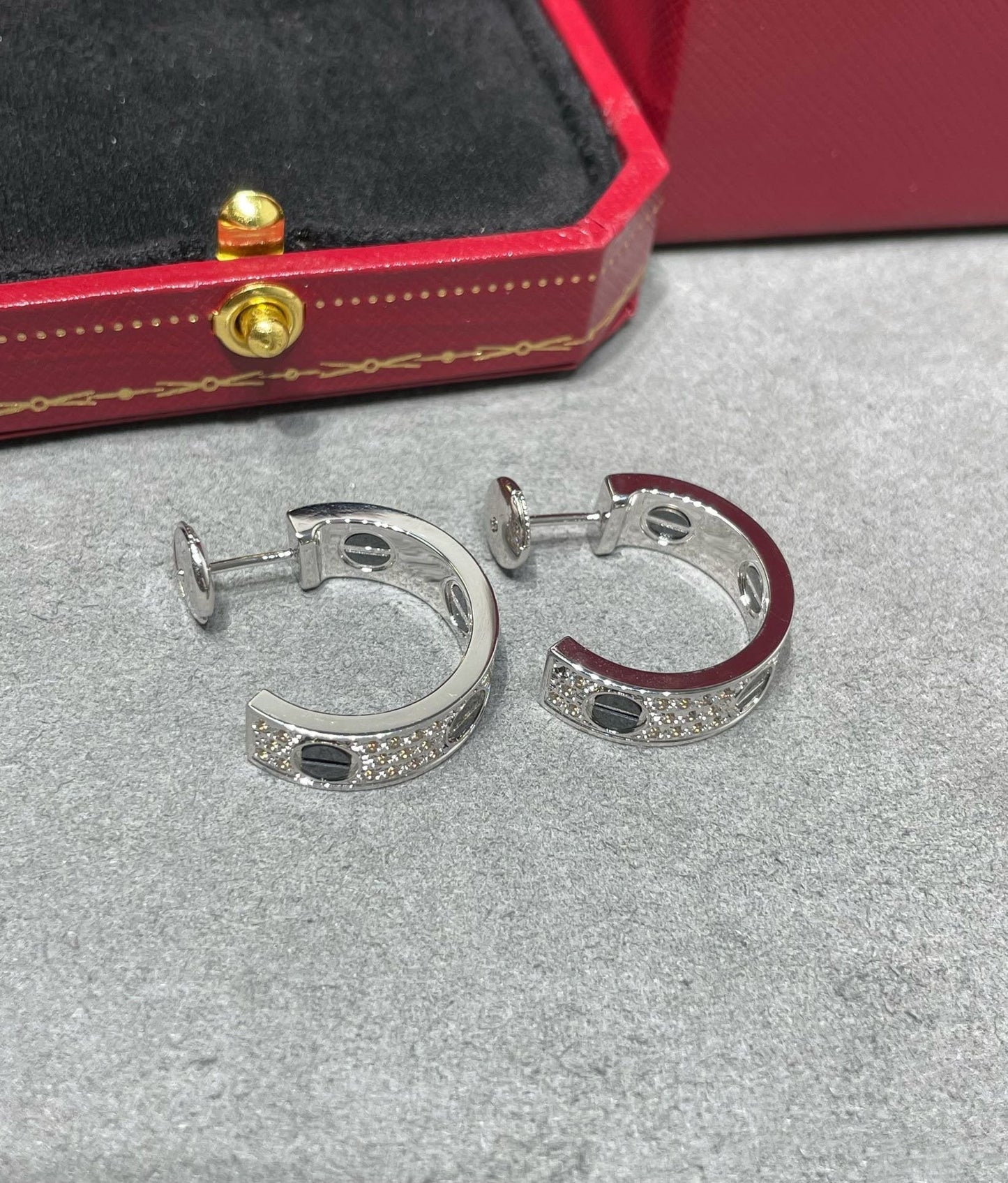 [✨Rose💎]Boucles d'oreilles Love en argent pavées de diamants en céramique