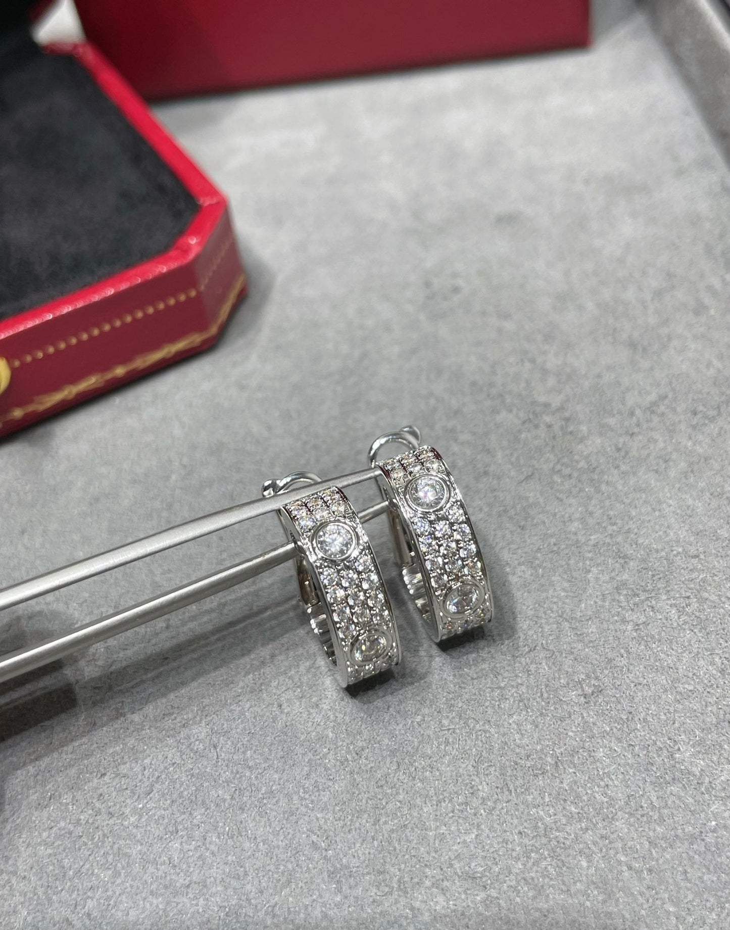 [✨Rose💎]Boucles d'oreilles Love pavées de diamants 5,5 mm
