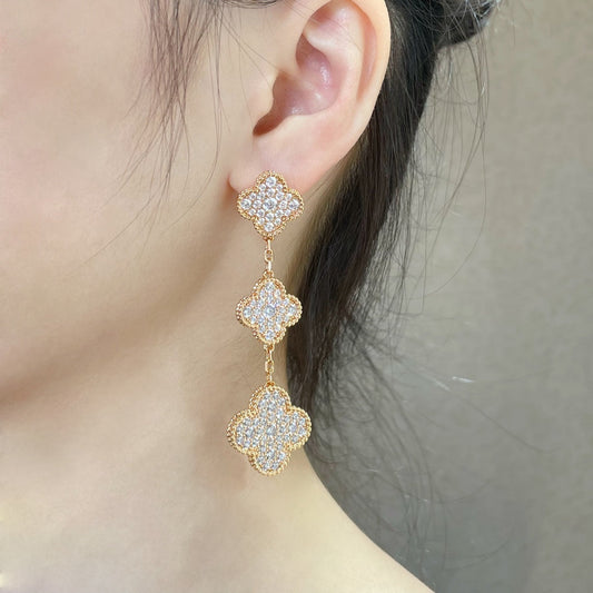 [✨Rose💎]CLOVER 3 MOTIFS DIAMOND PAVED ROSE GOLD EARRINGS