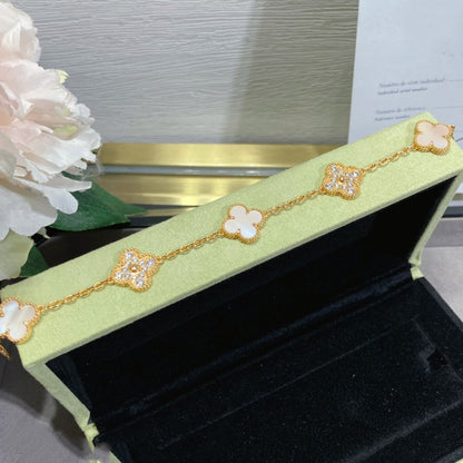 [✨Rose💎]BRACELET EN OR ROSE AVEC 5 MOTIF DE TRÈFLE ET DIAMANT