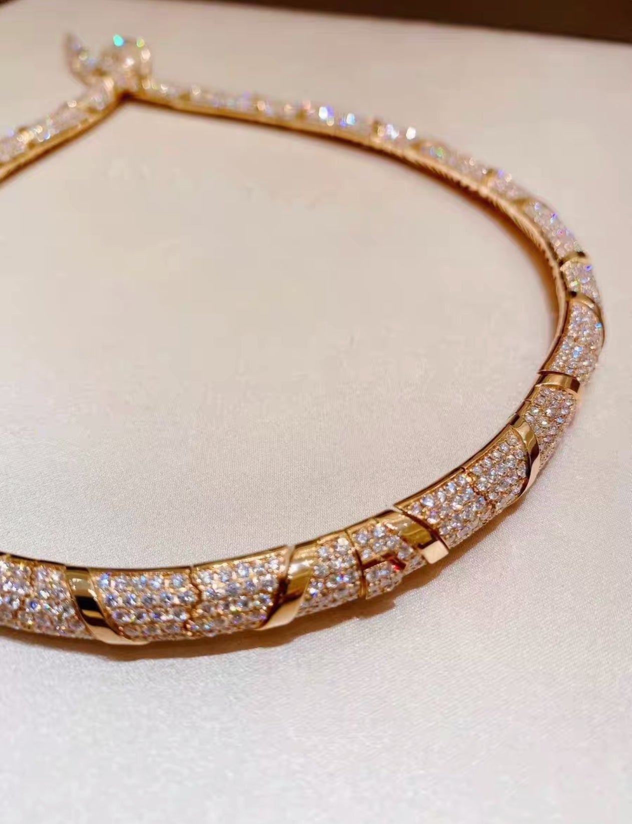 [✨Rose💎 ]HAUTE COUTURE GOLD SERPENTI NECKLACE