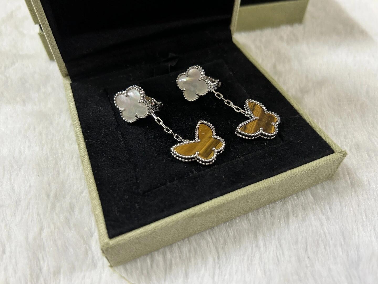 [✨ROSE💎] BUTTERFLY DOUBLE MOTIF EARRINGS
