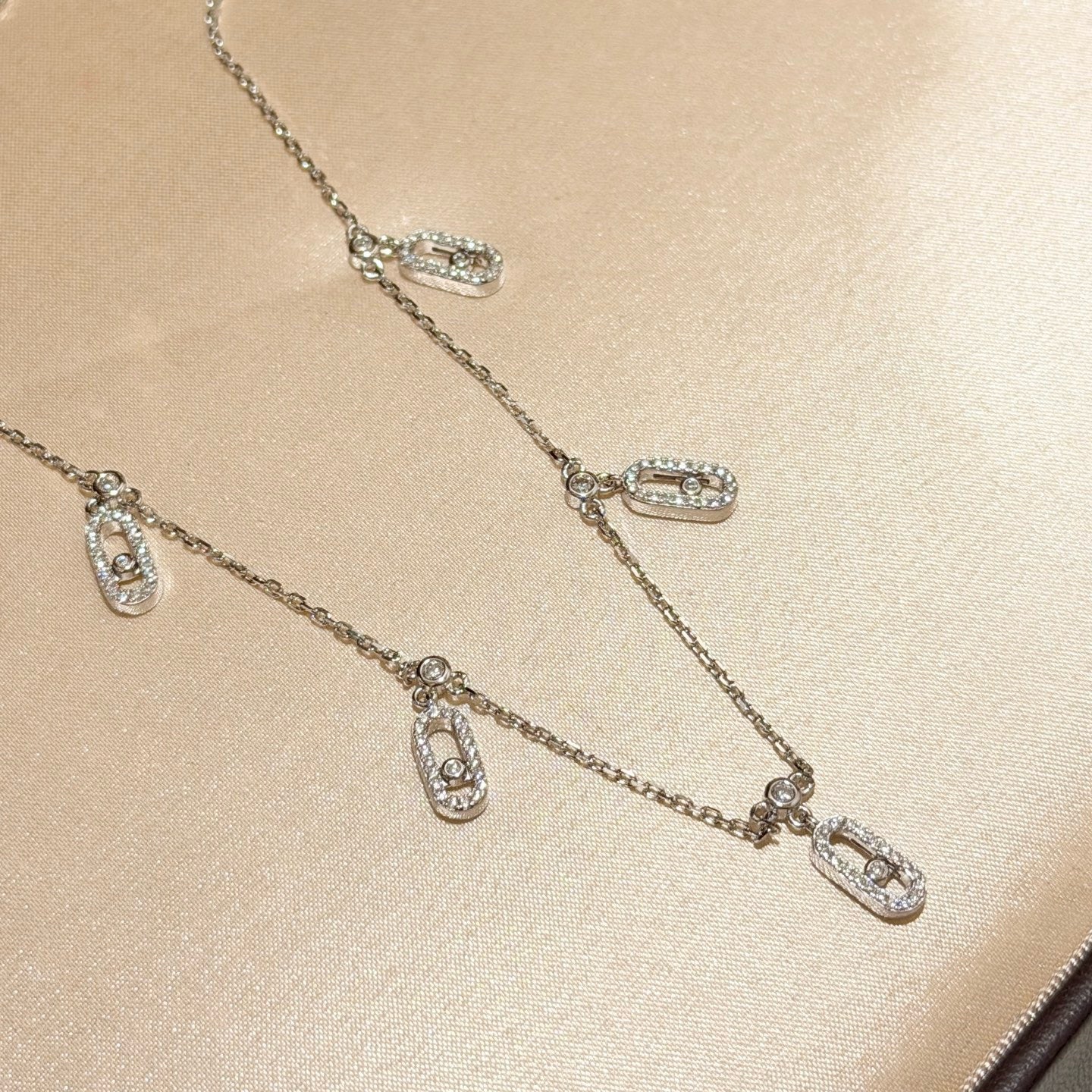 [✨Rose💎] MK 5 SLIDING DIAMOND NECKLACE