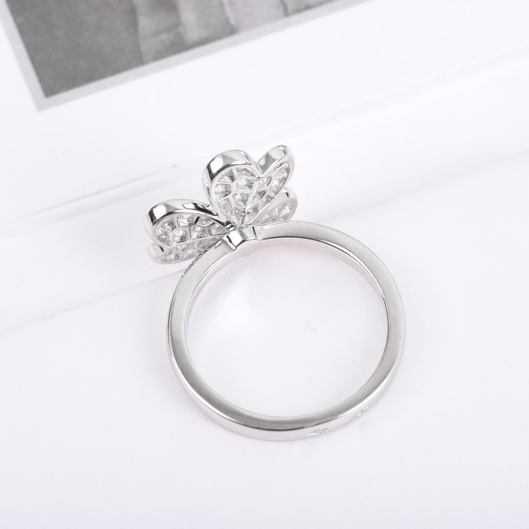 [✨Rose💎】2026 NEW MODEL SPRING LUCKY 3 MOTIF GOLD RING