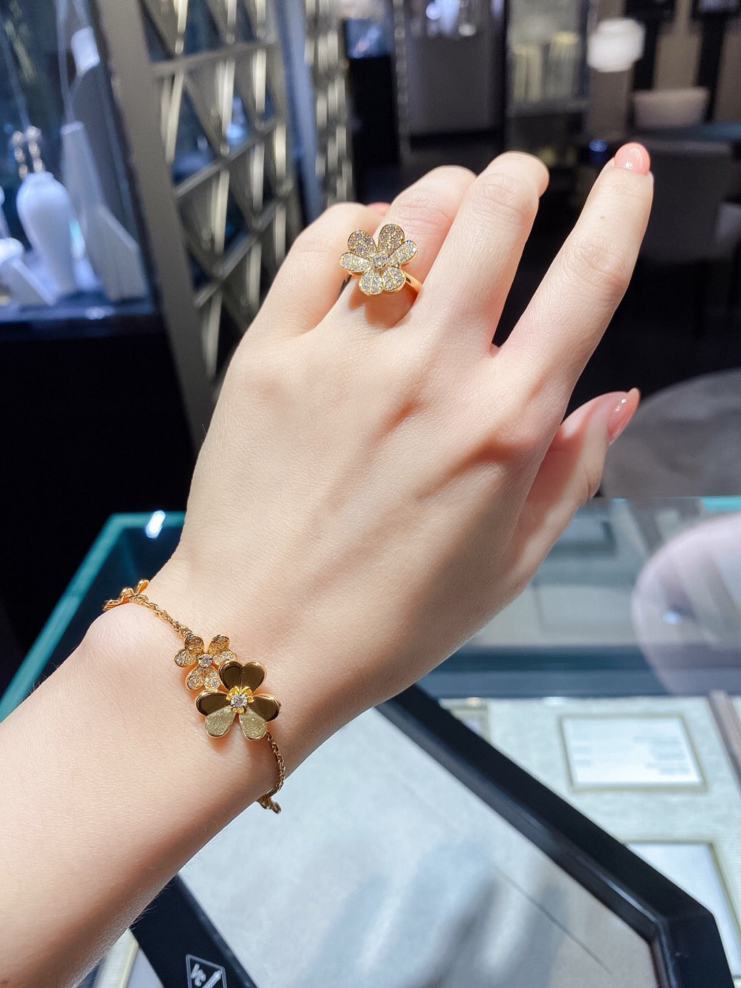[✨Rose💎】2026 NEW MODEL SPRING LUCKY 3 MOTIF GOLD RING