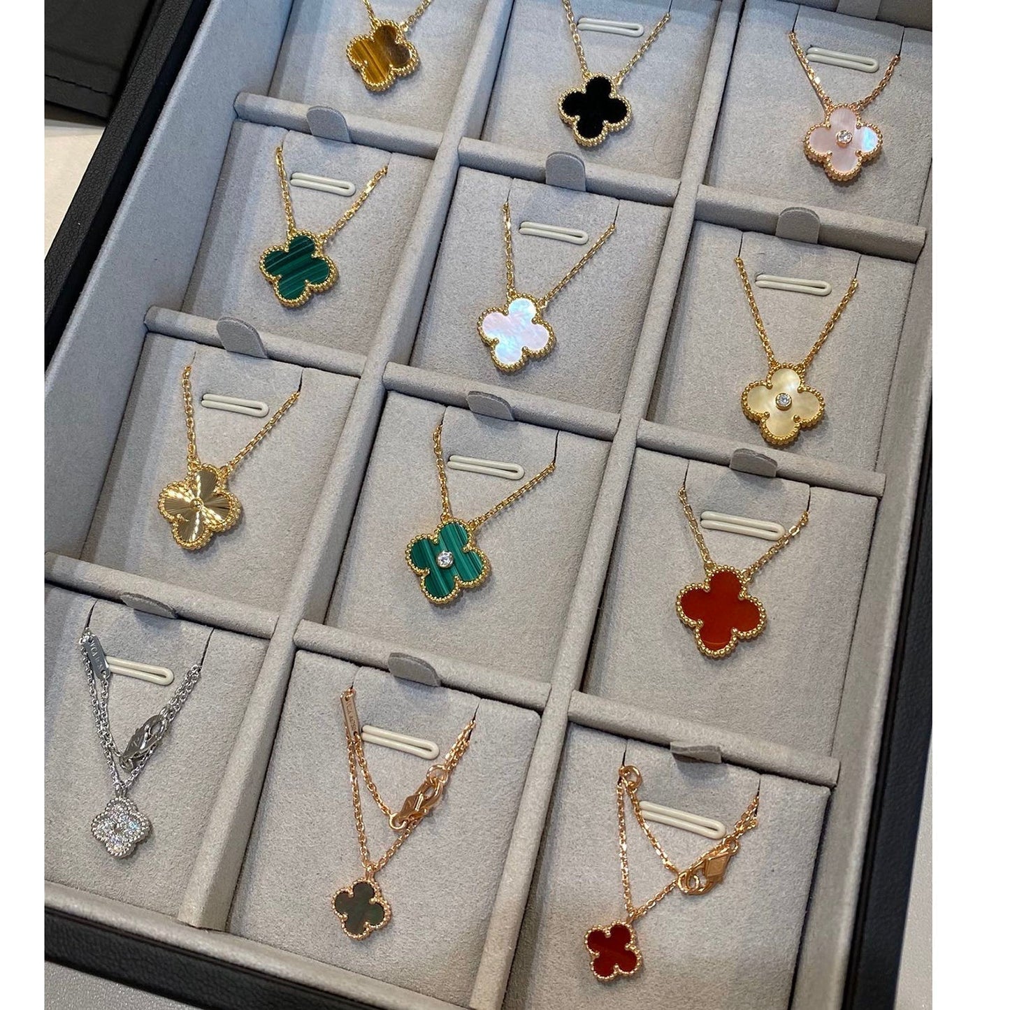 [✨Rose💎] COLLIER FLEUR UNIQUE EN DIAMANT TRÈFLE 15 MM