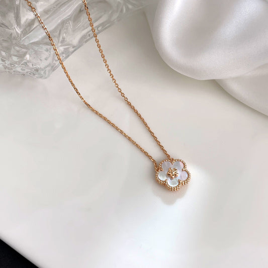 [✨Rose💎] COLLIER LUCKY BLANC EN FLEUR DE PRUNIER
