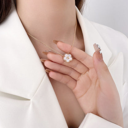 [✨Rose💎] COLLIER LUCKY BLANC EN FLEUR DE PRUNIER