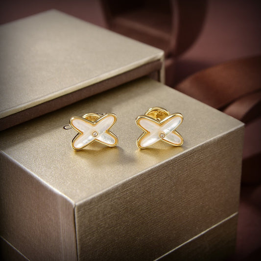 [✨Rose💎]JEUX DE WHITE MOP GOLD DIAMOND EARRINGS
