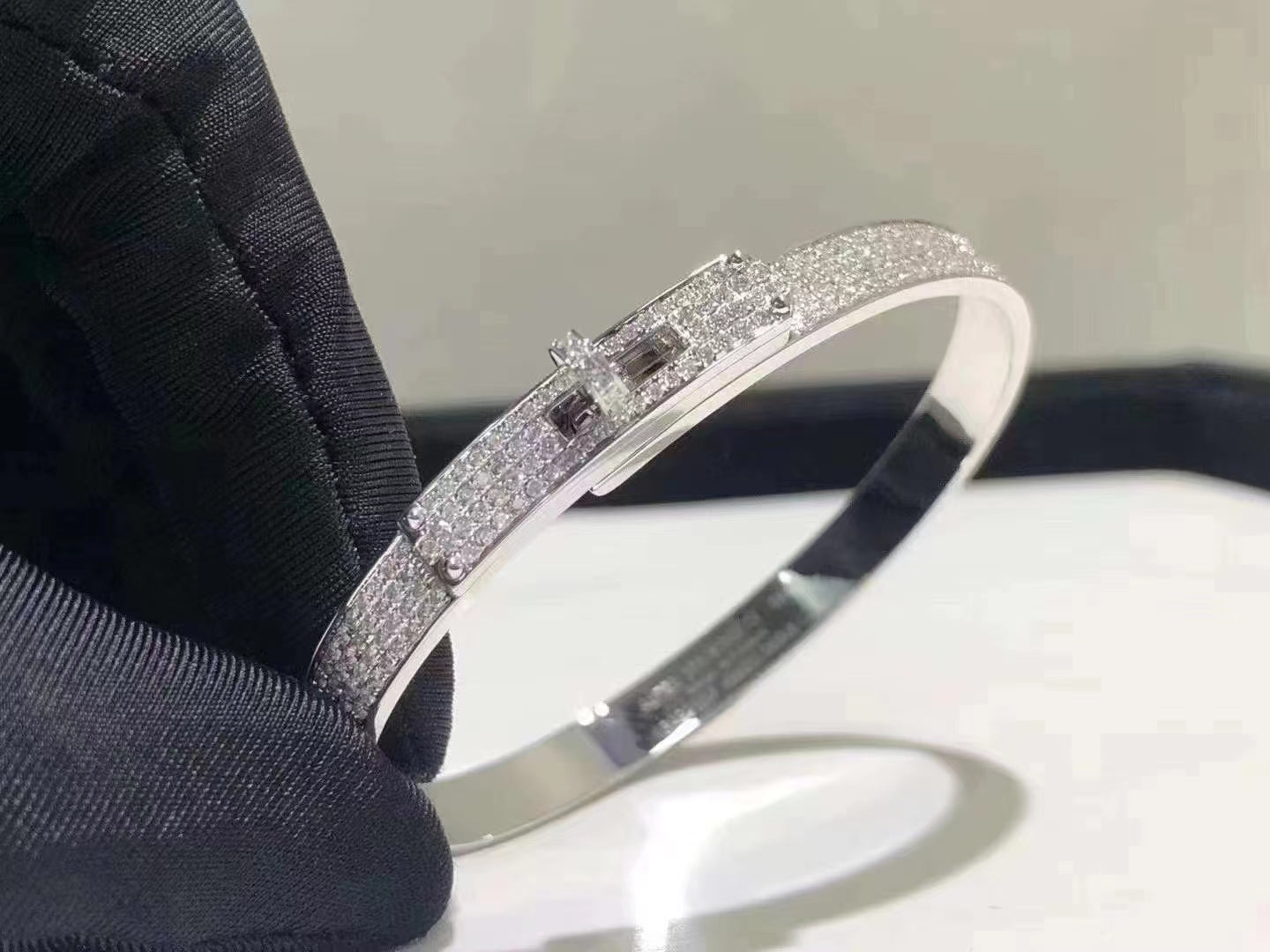 [✨Rose💎]HM KELLY BRACELET IN SILVER AND FULL PAVE DIAMOND
