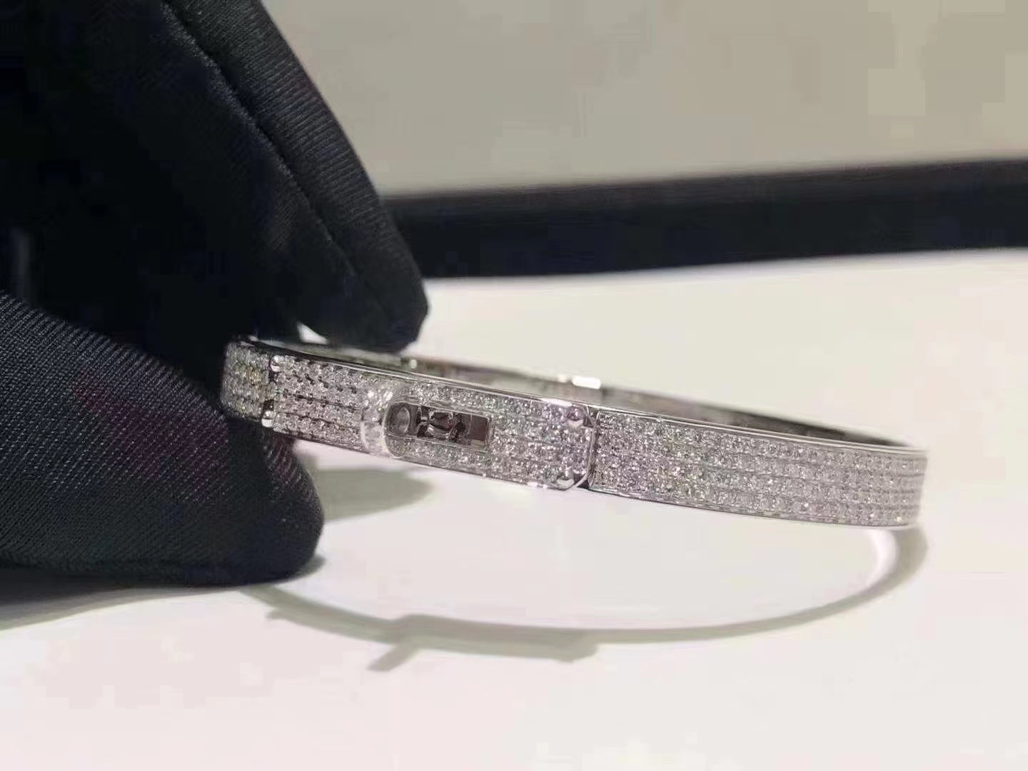 [✨Rose💎]HM KELLY BRACELET IN SILVER AND FULL PAVE DIAMOND