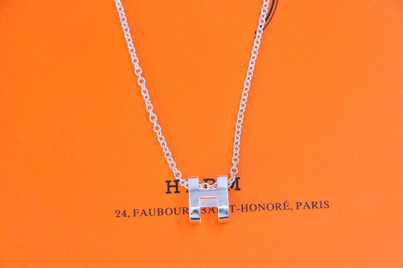 [✨Rose💎]Collier HM LETTRE H SÉRIE OVALE