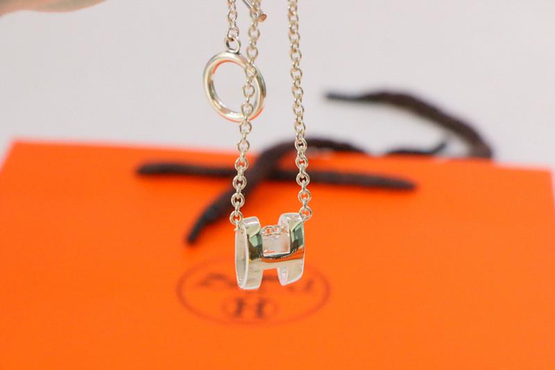 [✨Rose💎]Collier HM LETTRE H SÉRIE OVALE