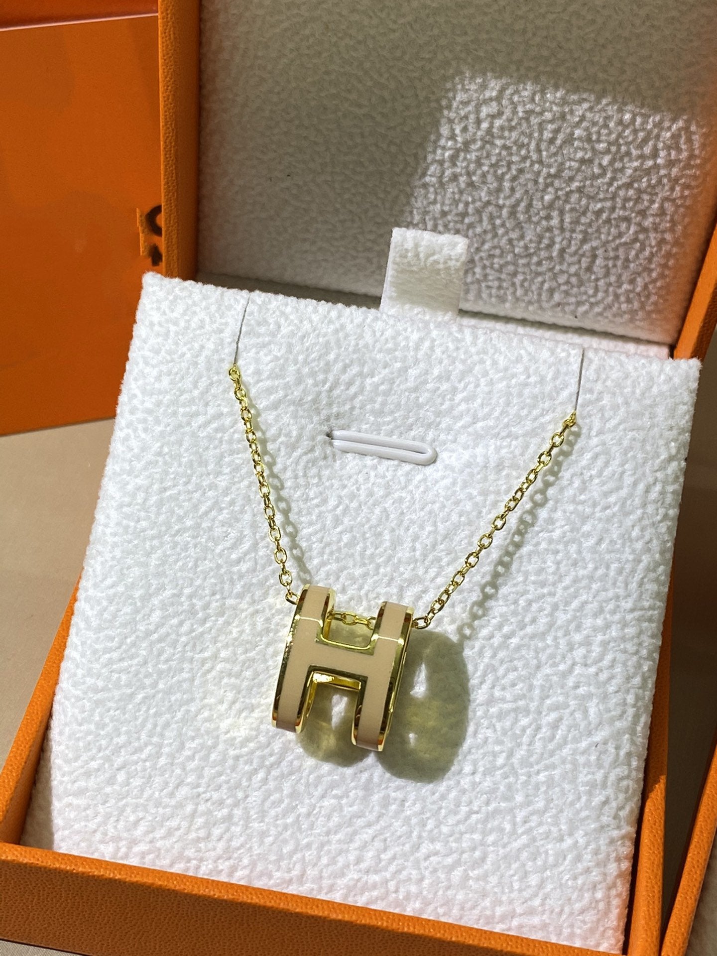 [✨Rose💎]Collier doré émaillé jaune HM CLIC