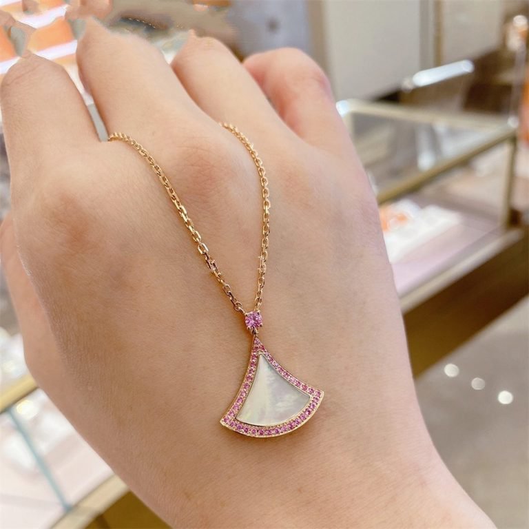[✨Rose💎] COLLIER DE RÊVE NACRE DIAMANT ROSE