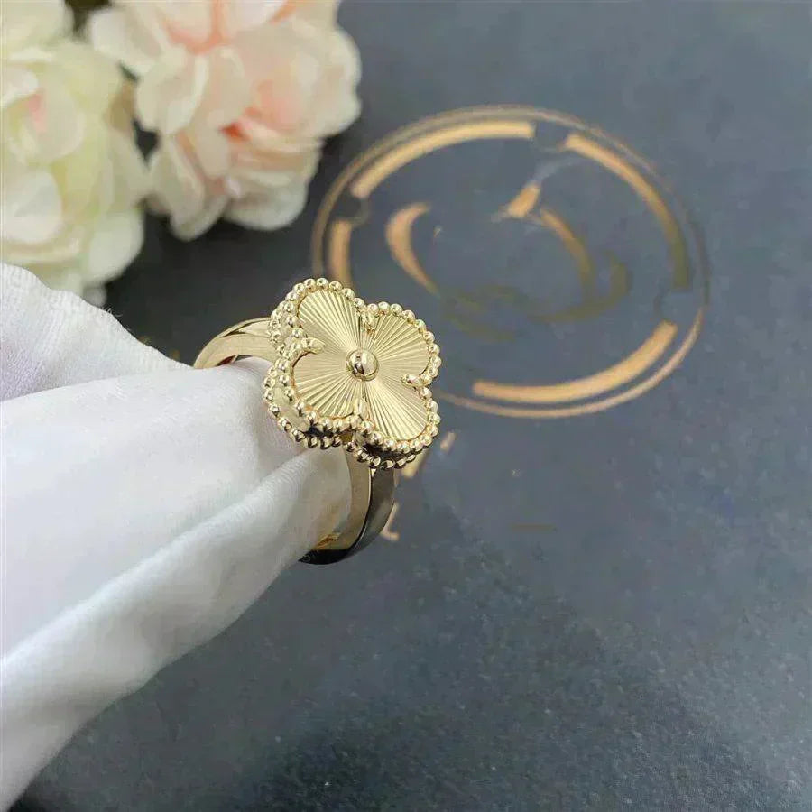 [✨Rose💎]BAGUE EN OR TRÈFLE