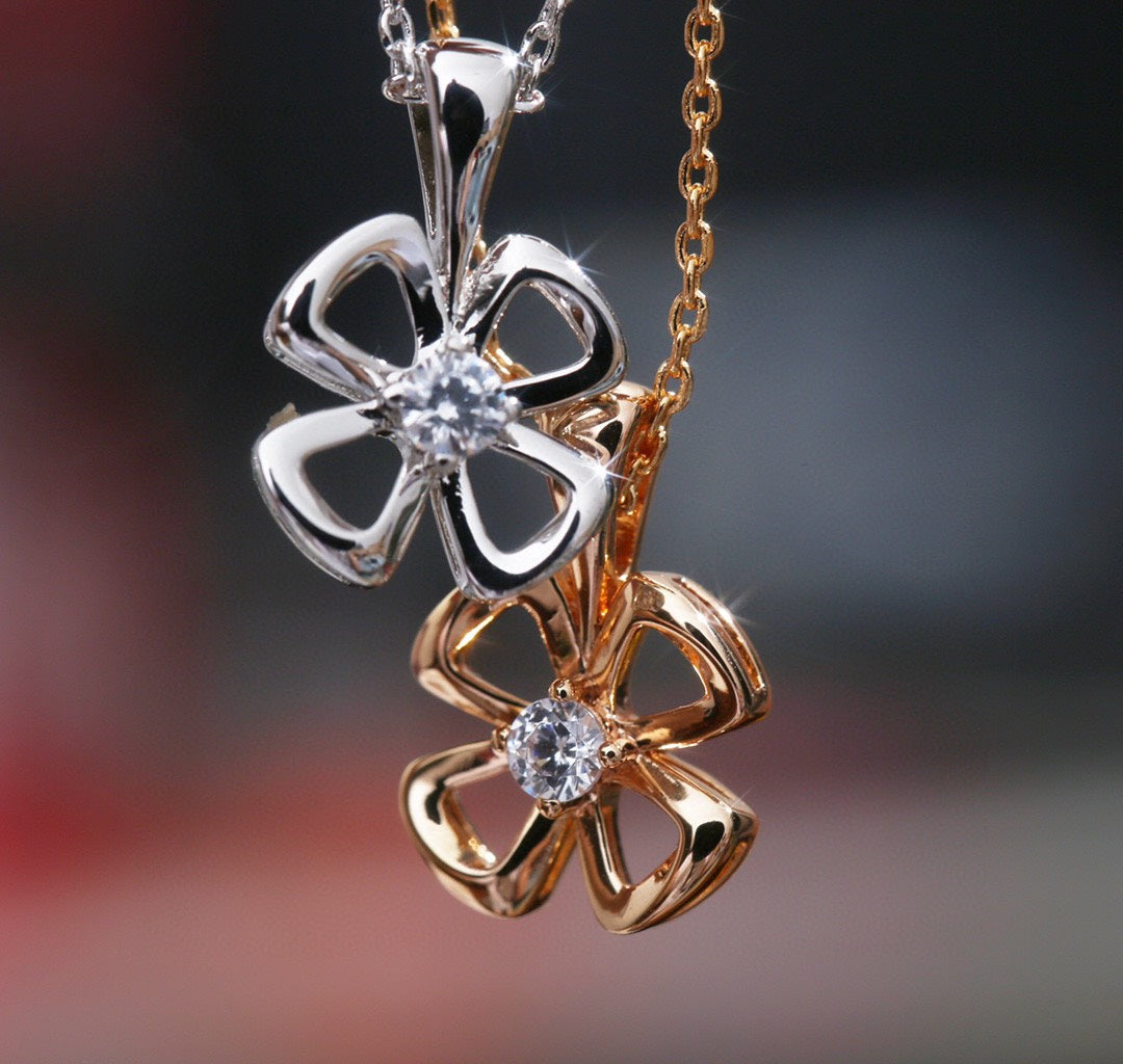 [✨Rose💎] COLLIER FIOREVER CENTRE DIAMANT